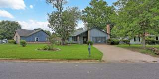 Beautifully Renovated 4-Bedroom, 2-Bath Home with Fenced Backyard Gallery 1