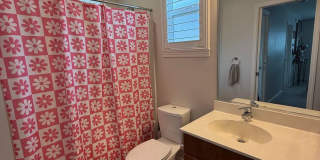 3 Bedroom 2.5 bath Single Family home with extra loft area 2 car garage and extra parking stall with PV! Gallery 17