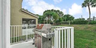 Spacious 3-Bedroom with 3 Full Baths in Royal Palm Beach! Gallery 10
