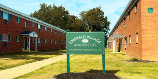 Emerald Village Apartments Emerald Village Apartments Gallery 10
