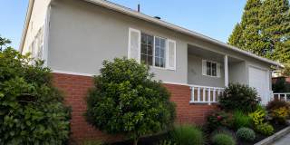 Charming Mid-Century Piedmont Home Gallery 1