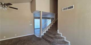 1745 MT HOOD Street Gallery 7