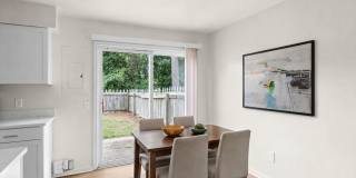 Greenbrier Living Near Shopping, Dining & Major Chesapeake Conveniences at this COMPLETELY REHABBED 2BR, 1.5BA Townhouse! Gallery 10