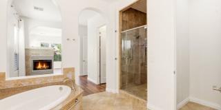 1589 East Vesper Trail Gallery 37