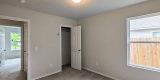 3 Bed / 2 Bath Home in Noble Schools | Fenced Backyard + Storm Shelter Gallery 14