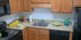 Lawrence Landing Apartments Gallery 6