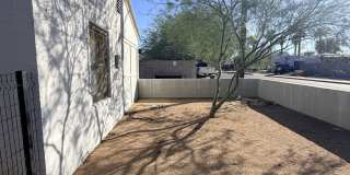 1401 E. Hubbell St. - Guest House Gallery 1