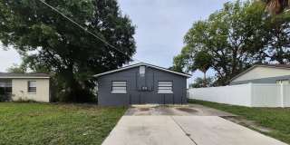 1726 W Chestnut St Apt A Gallery 1