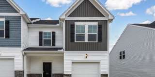 STUNNING TOWNHOME IN NORTHEAST COLUMBIA Gallery 1