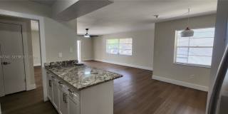 114 S Lakeside Dr Gallery 22