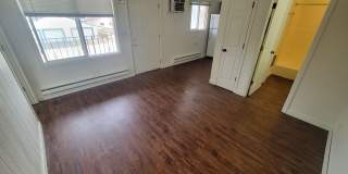 1738 La Cres St Gallery 1