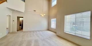 Spacious Four Bedroom Napa Home Gallery 7