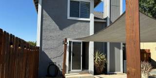 GREAT OAKLEY 3 BEDROOM, 2.5 BATHROOM, PLUS LOFT! NEW UPGRADES TO BE COMPLETED THE END OF THE MONTH OF JULY UPON VACANCY! Gallery 25