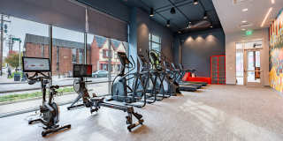 8th and High Columbus Gallery 28