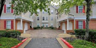 5814 Wyndham Circle Gallery 1
