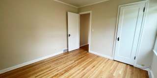 4bd/2ba Seattle Home Gallery 14