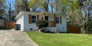 Minutes from Uptown!  100% Renovated! Gallery 1