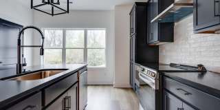 Welcome to Your Stylish Haven in Vibrant East Nashville! Gallery 8