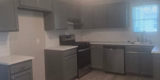 Riverside doll house w/hardwoods Gallery 6