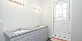 Large Point Breeze Home Gallery 10
