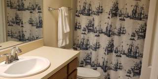 Lakeside Village Townhouse 2 Bedroom  2.5 Bath Available for Short-Term Rental Gallery 35