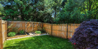 Beautiful 3 Bedroom Bridgeport Townhome! Gallery 20