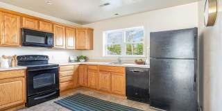 5235 CROWSON Avenue Gallery 11
