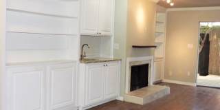 Beautiful Updated Two Story Townhouse In GREAT LOCATION Gallery 6