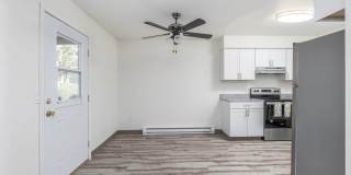 Hood Manor Apartments Gallery 1