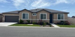 Charming home located in Arbor Gates community. Coming soon! Gallery 1
