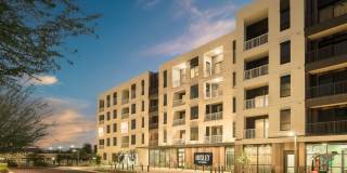 Huxley Scottsdale Gallery 33