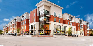 Liv+ Arlington - Student Housing Gallery 4