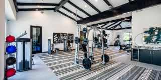 Cortland Walnut Hill Gallery 10