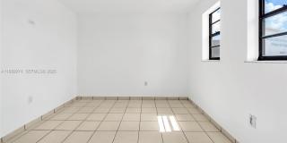 3945 SW 89th Ave Gallery 13