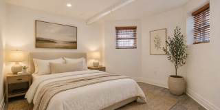 622 W Briar Place Gallery 12