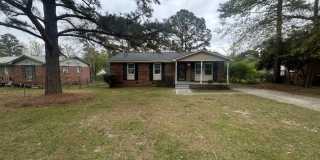 4BR Home Minutes from Downtown & Fort Jackson Gallery 3