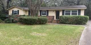 1504 Sunset Lane Gallery 1