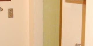 The Lamp House - 4 Br., 3 Bath Home  Available 8/15/2026-8/14/2027 Gallery 11