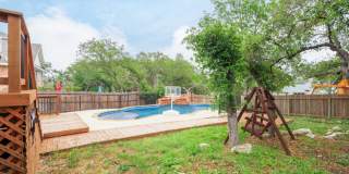 Spacious 2 Story 5 Bedroom , 4 full bathrooms located in Stone Oak! Spacious 2 Story 5 Bedroom , 4 full bathrooms located in Stone Oak! Gallery 26