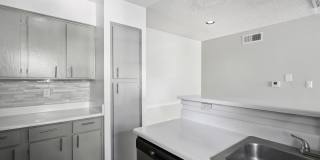 Palomar West Gallery 31