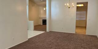 MOVE IN SPECIAL $500 OFF FIRST MONTH RENT! Lovely Home In Southwest Bakersfield! Gallery 7