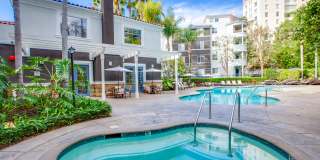 Villas at Park La Brea Apartments Gallery 17