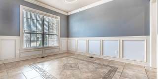 Gorgeous Rogers Home! Gallery 34