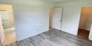 582 NW La Brea Avenue Gallery 11