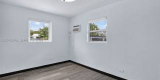636 NW 14th Ter Gallery 13