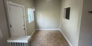 Beautiful Home for Rent Gallery 16