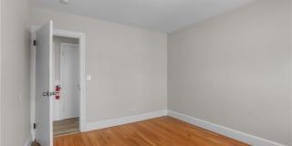 196 Wardlaw Avenue Gallery 14