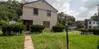 4-Bedroom Home – Renovated Kitchen and 4-Season Sunroom on a Corner Lot Gallery 4