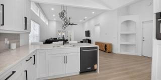 1095 Anchor Point Gallery 11