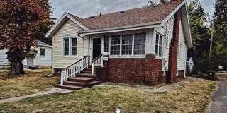 2512 N Maryland Ave Gallery 8